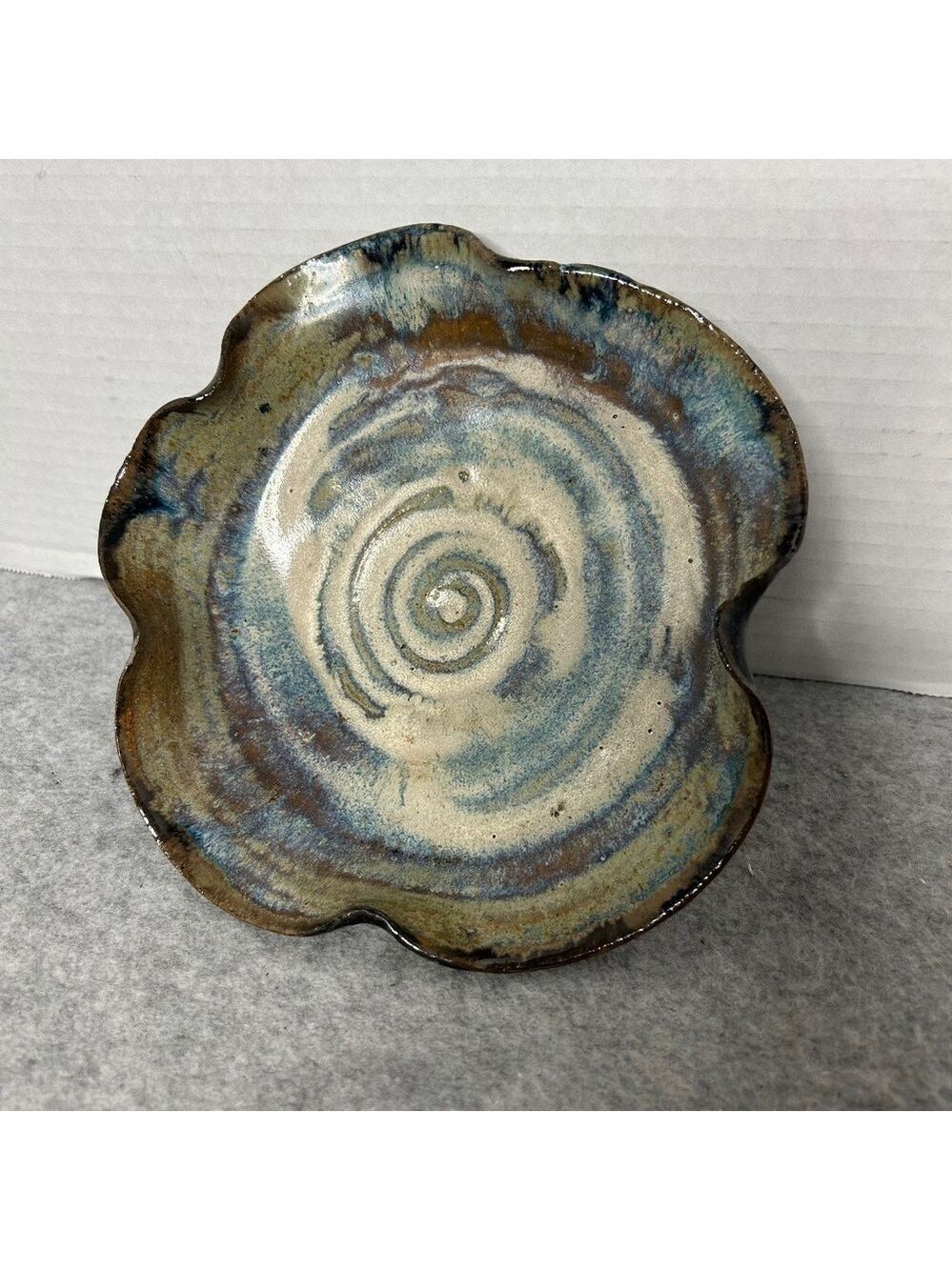 Vintage Pottery Trinket Dish Spoon Rest Signed Sml Chip to Edge See Pic 7x2.5”